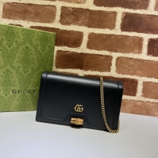 Gucci Wallets & Purse